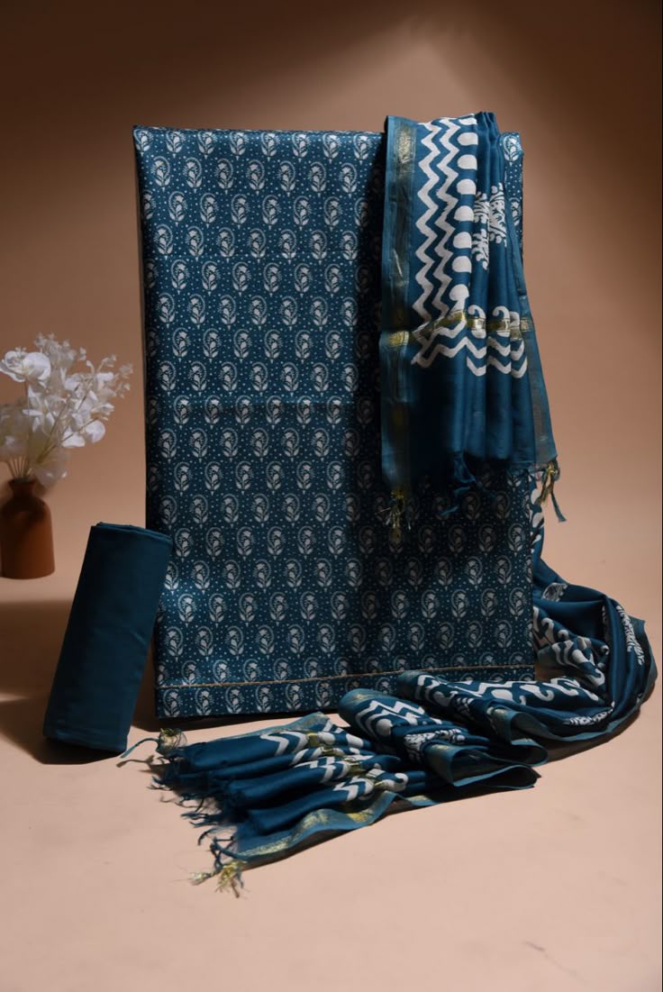 Unstitched Fabric